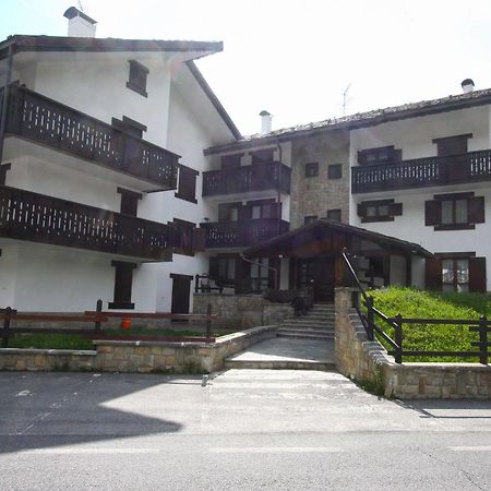 Champoluc Apartments Esterno foto