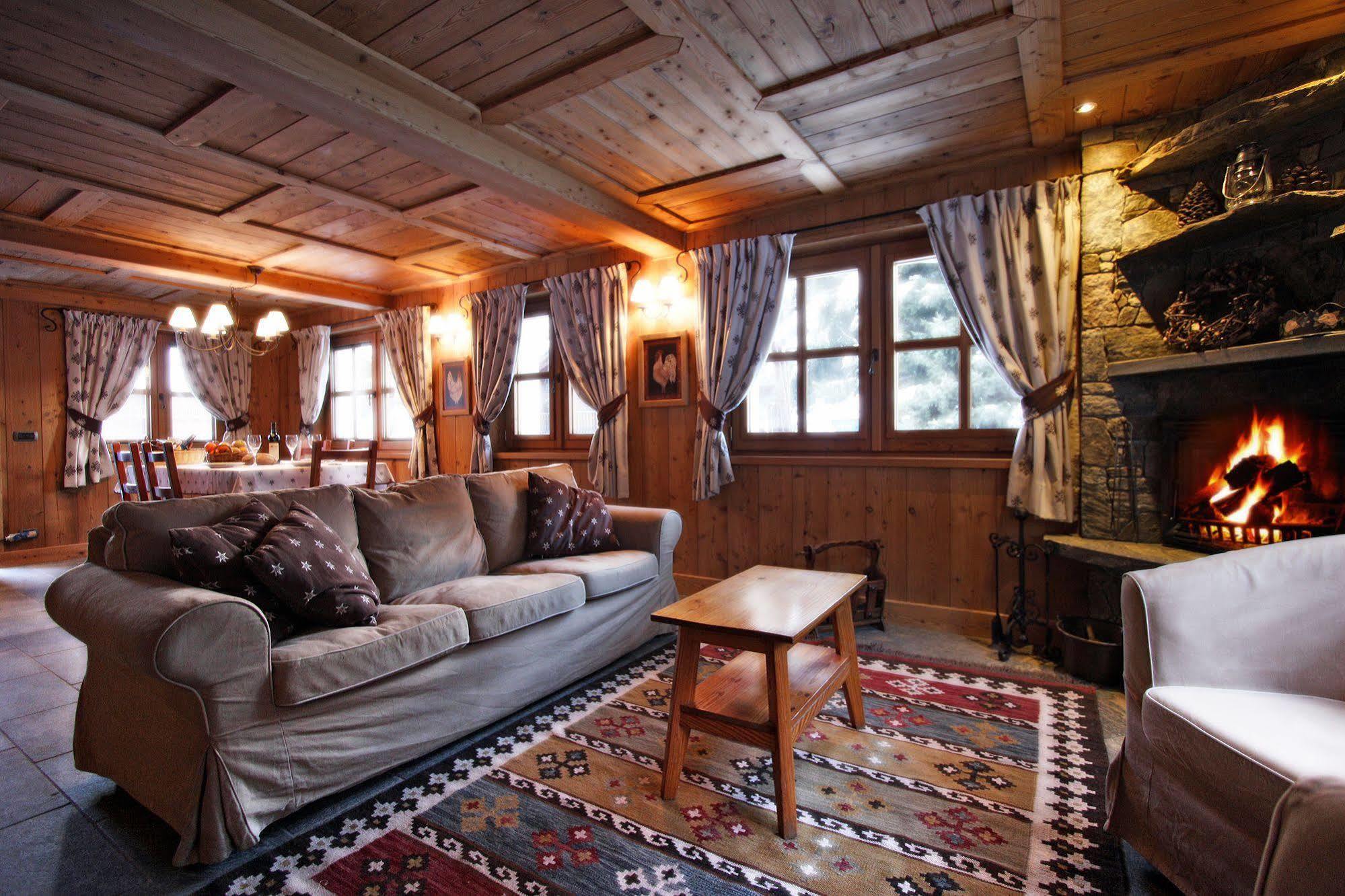 Champoluc Apartments Esterno foto