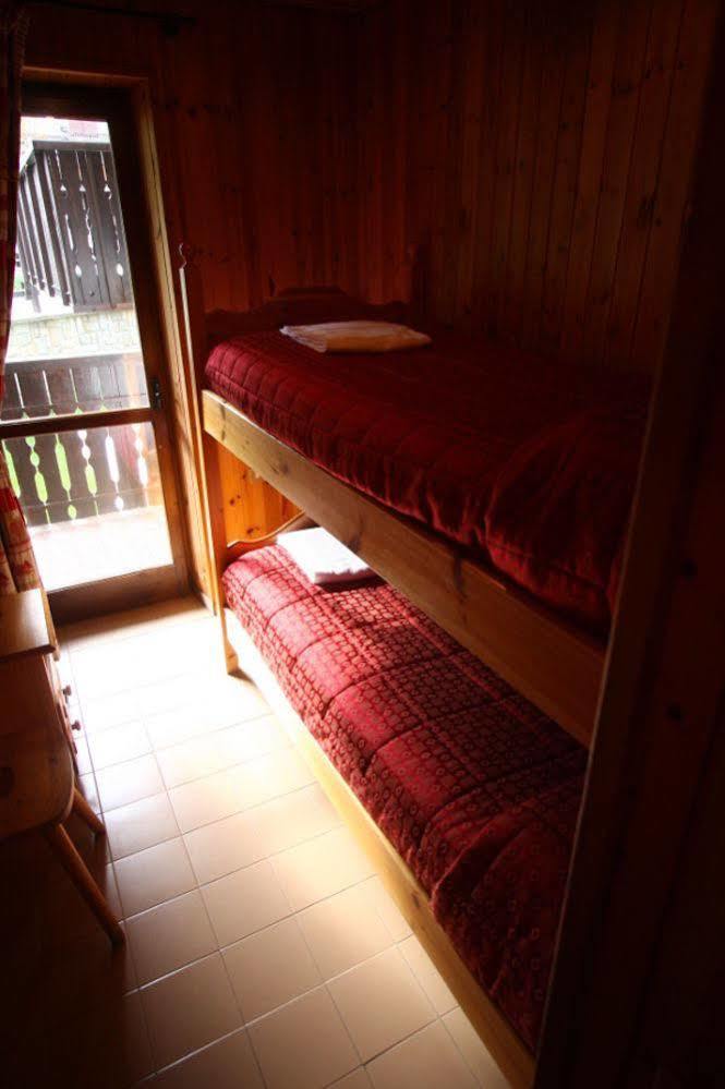 Champoluc Apartments Esterno foto