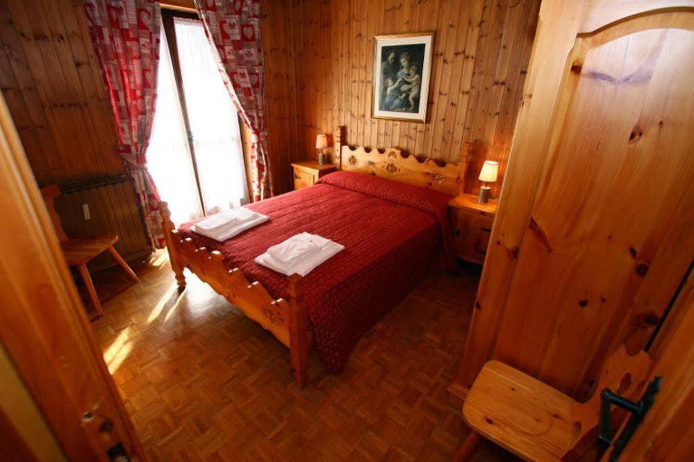 Champoluc Apartments Esterno foto